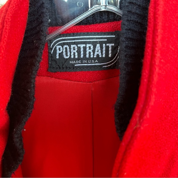 Red festive wool blend 80’s oversized coat - Picture 11 of 12